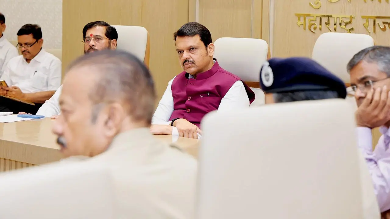 Fadnavis reviews state security, cancels leave of officials amid border tensions
