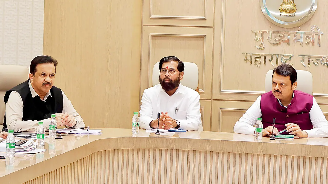 Chief Minister Devendra Fadnavis (right) and Deputy CM Eknath Shinde (centre) at the meeting attended by senior officials yesterday. PIC/X/@Dev_Fadnavis 