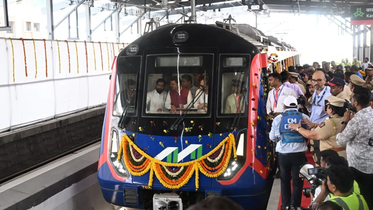 It is metro line is an extension of Red Line 7 from Andheri-Dahisar to Mira-Bhayandar. It will enable a direct Metro link from Andheri (WEH) to Kashimira in the first phase and extend up to Subhash Chandra Bose Stadium, Bhayandar (West), in the second phase