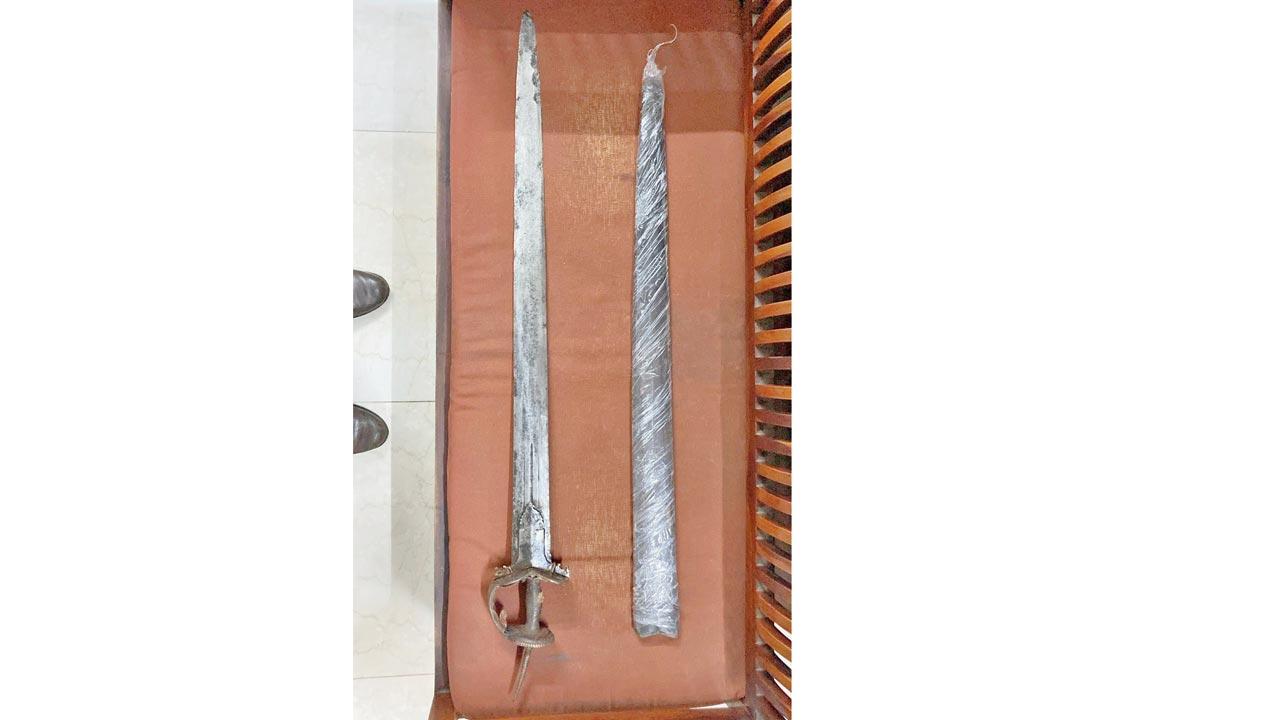 Khanda swords  