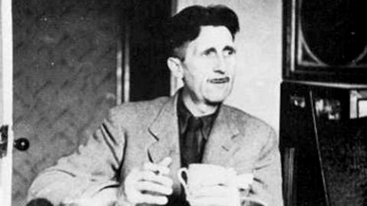 George Orwell
A Nice Cup of Tea
George Orwell’s essay is a delightful read on what he considers to be his golden rules of making tea. He gives us 11 points, which include the tea leaves to be used, the ideal container to boil as well as to drink in, stirring or shaking the pot, milk and sugar quantities, among other things