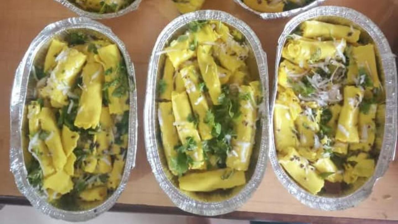 Every year, western states of Maharashtra and Gujarat observe Maharashtra Day and Gujarat Day on May 1, as the Bombay state was separated into two different regions based on their language and more
While there are popular Maharashtrian dishes, there are an equal nummber of Gujarati dishes such as dabeli (sweet snack) is extremely popular, thepla (spiced whole wheat flatbread), dhokla (savoury sponge dish), fafda (savoury snack), jalebi (sweet dish) and khandvi, another savoury snack (in picture) and even undhiyu (mixed vegetable dish) that are extremely popular. However, Indian chefs believe there are many other dishes that are absolutely delicious but are hardly seen on restaurant menus