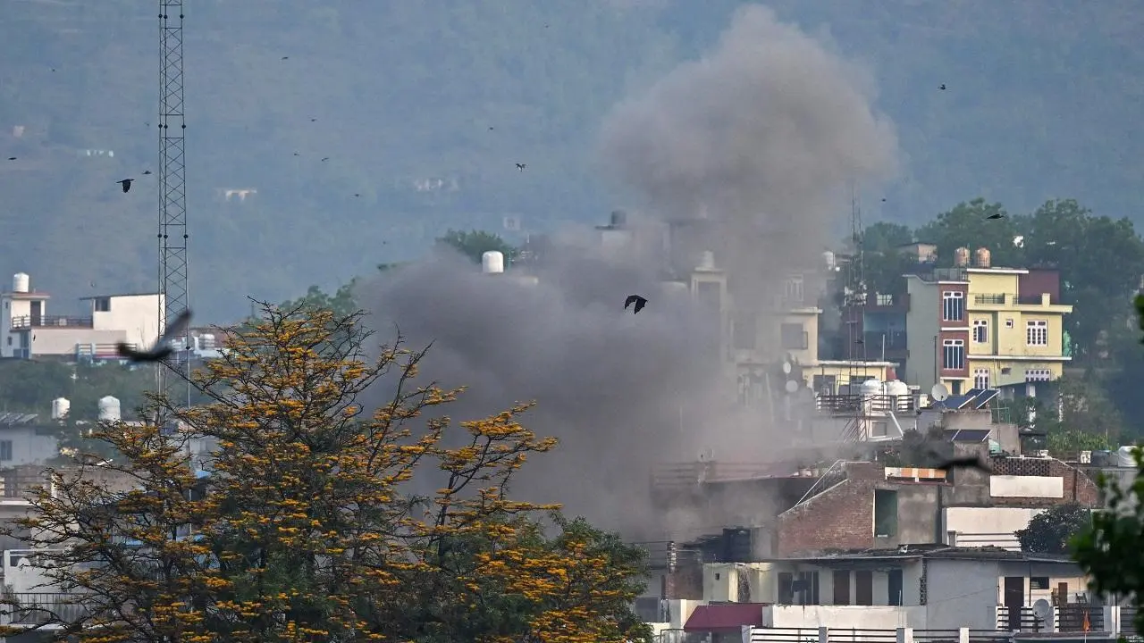 Seven killed as Pakistan Army shells LoC areas in Jammu and Kashmir