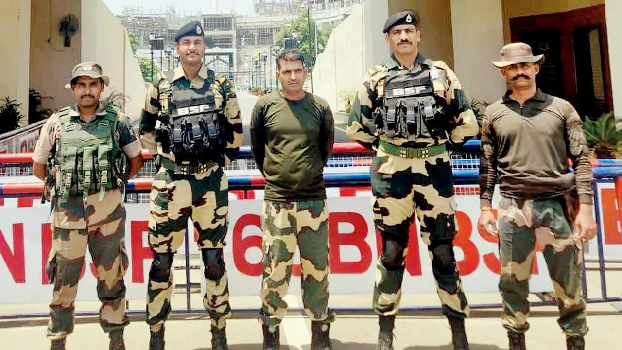 India, Pakistan exchange border force personnel