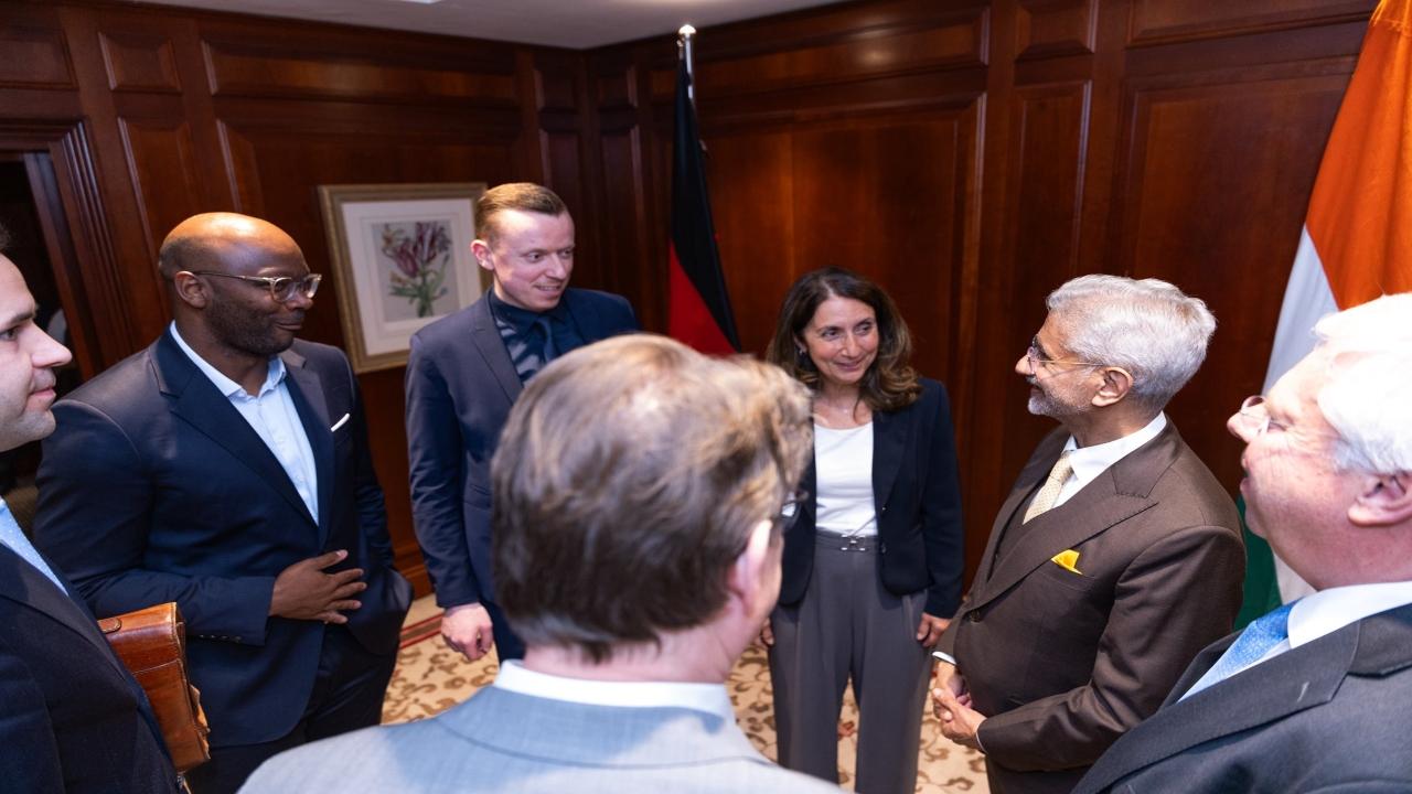 EAM Jaishankar meets German Parliament members