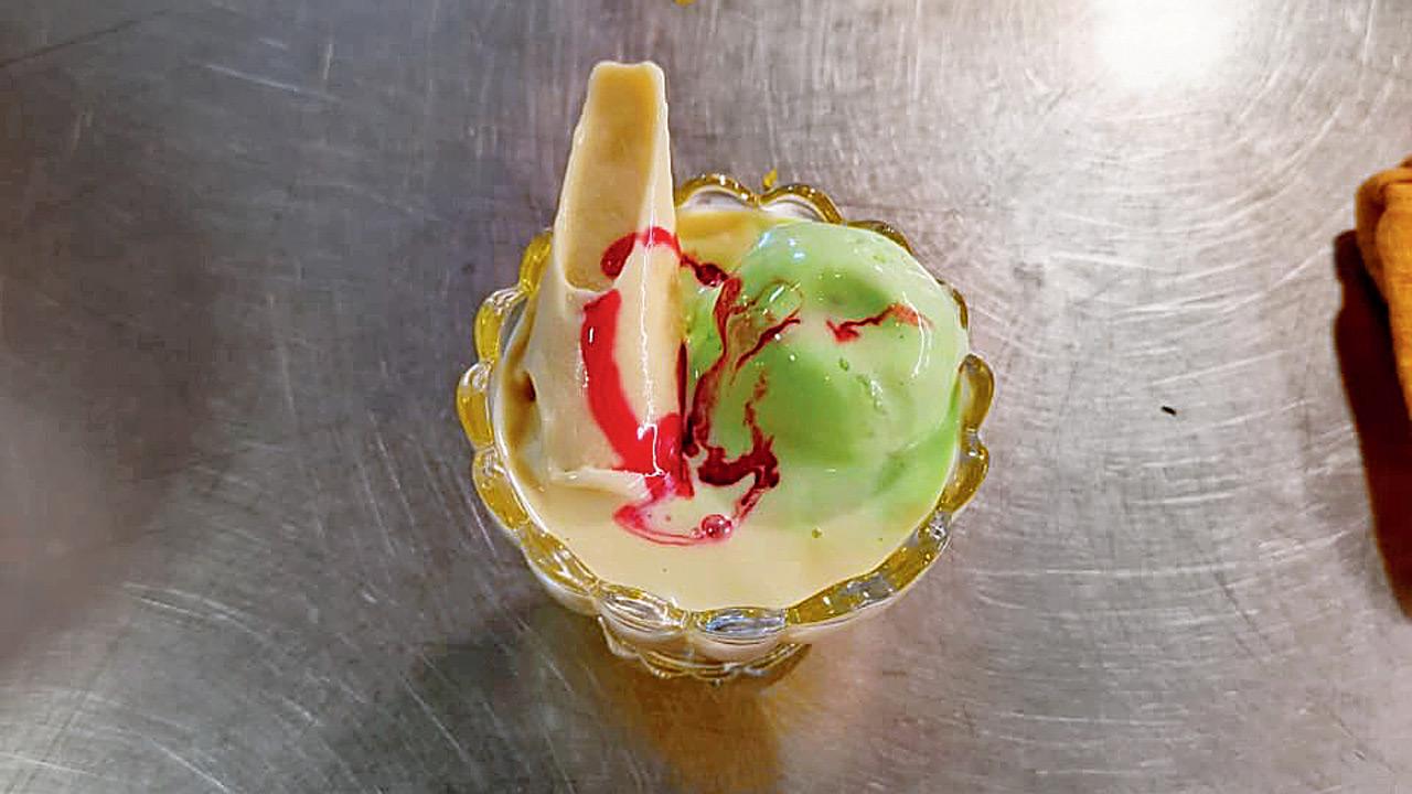 Traditionally tops (Pic Courtesy: Kailash Parbat)
This old stalwart continues to serve a delicious Mumbai falooda kulfi to keep the summer tradition going.
AT Kailash Parbat, 5-8, Narayan Building, 1st Pasta Lane, ColabaCALL 7208398863COST Rs 170 (falooda kulfi)