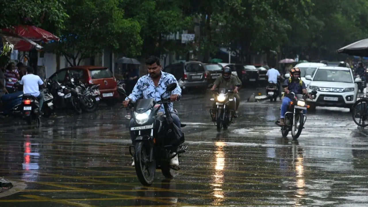 In Photos: Pre-Monsoon showers lash parts of Mumbai
