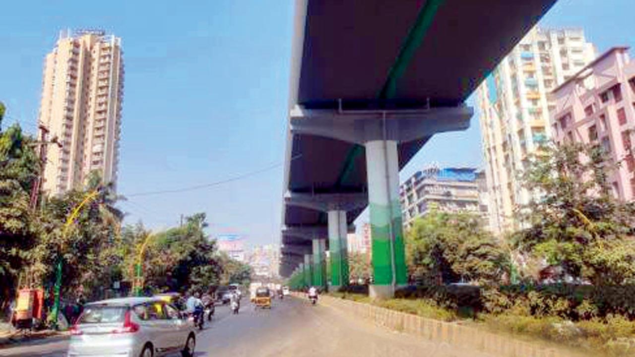 The trials, which include the alignments of Line 4 and 4A, will be undertaken from Thane’s Cadbury Junction to Gaimukh. Pics/Sahil Pednekar