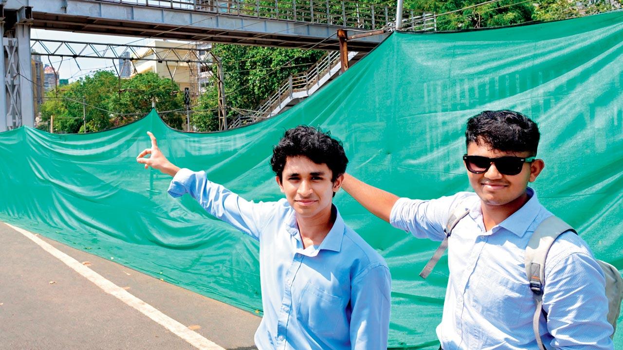 Karhaan Maulvi and Yohann Lobo 