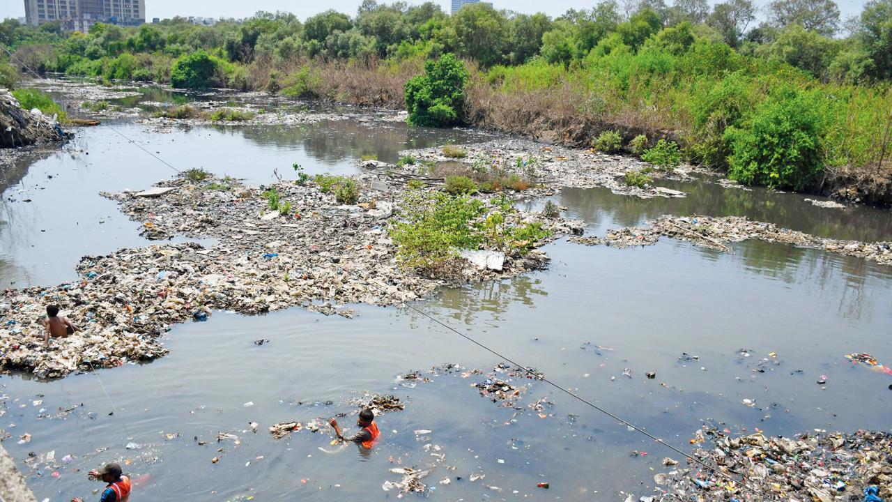 Mithi River scam: SIT grills Dino Morea over financial links to key accused