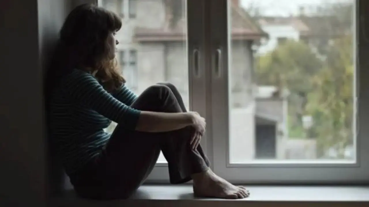 Feeling low? Here's how the monsoon season affects mental health