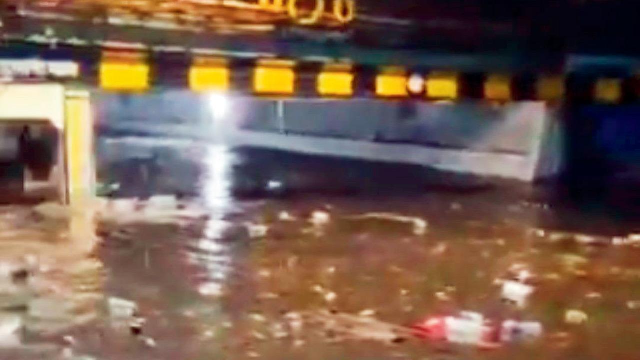 The flooded Andheri subway last night. Pic/By Special Arrangement