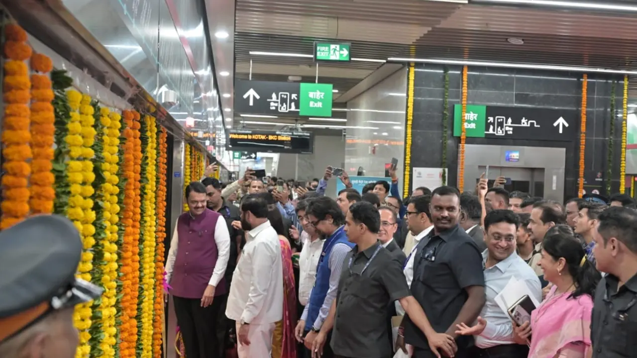 Speaking to reporters after the 10-minute ride, Fadnavis said the BKC to Acharya Atre Chowk stretch will be open to the public Saturday morning