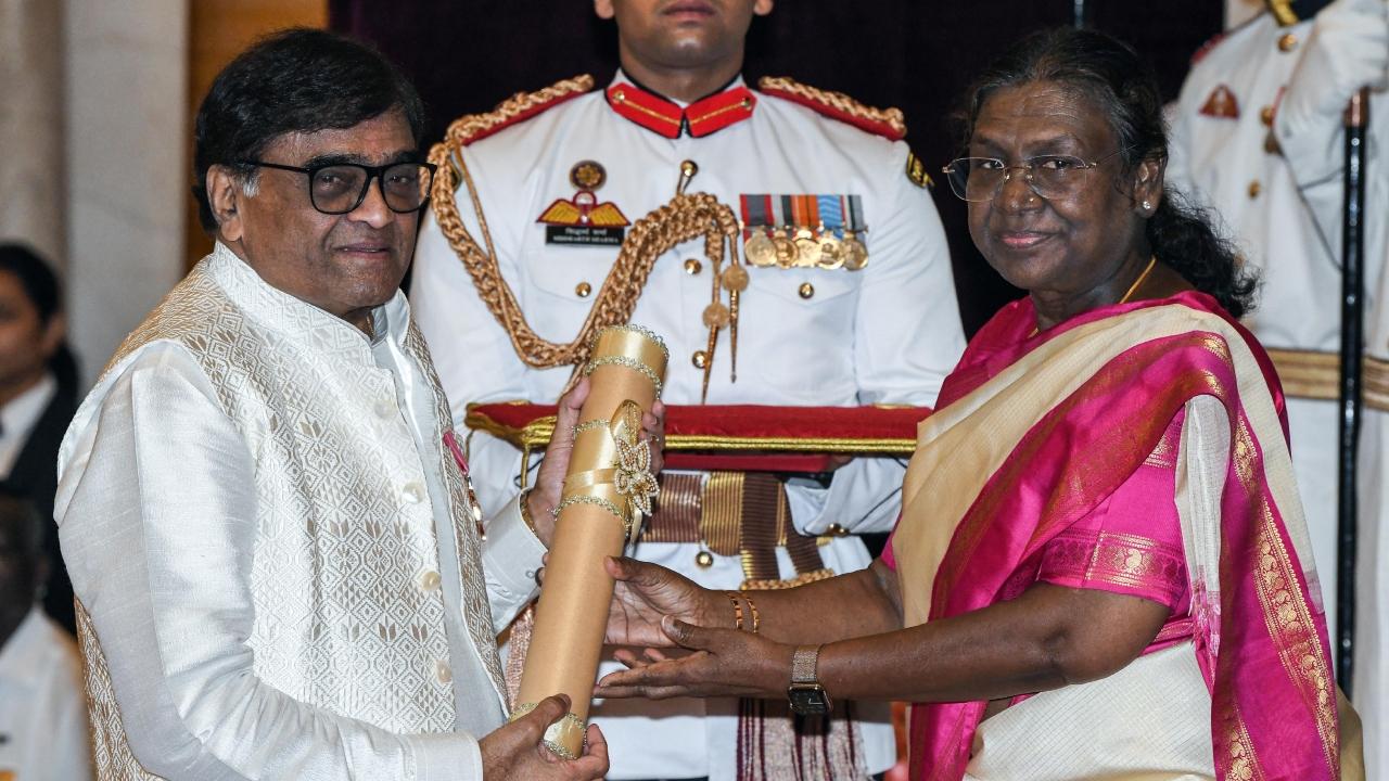 In the ceremony in Ganatantra Mandap in Rashtrapati Bhavan on Tuesday, President Murmu conferred the country's second highest civilian honour Padma Vibhushan to Justice (retd) Khehar for public affairs while the award for late Kathak dancer Kumudini Rajnikant Lakhia and late legendary folk singer Sharda Sinha were received by Lakhia's grandson and Sinha's son