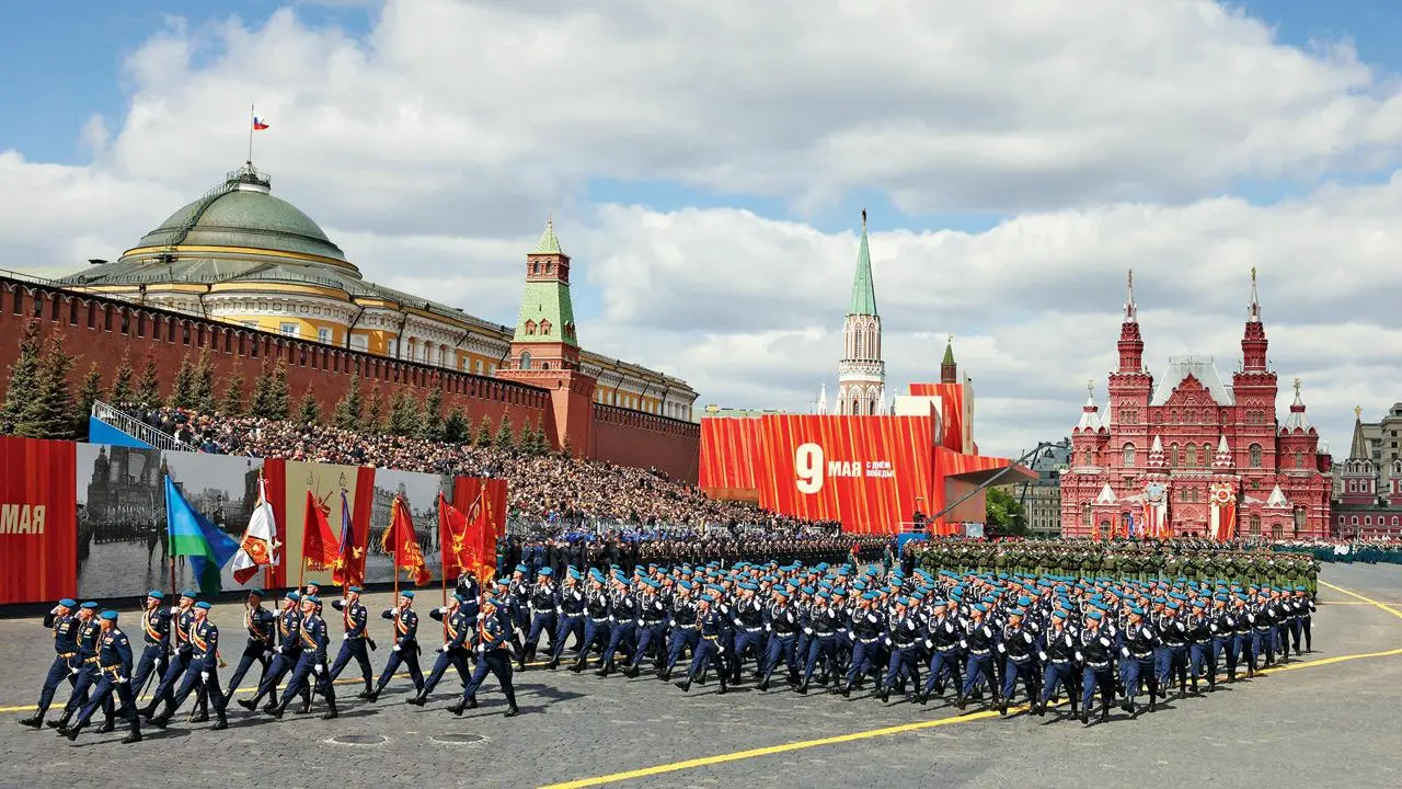 Russia holds parade to mark 80 yrs of Nazi defeat