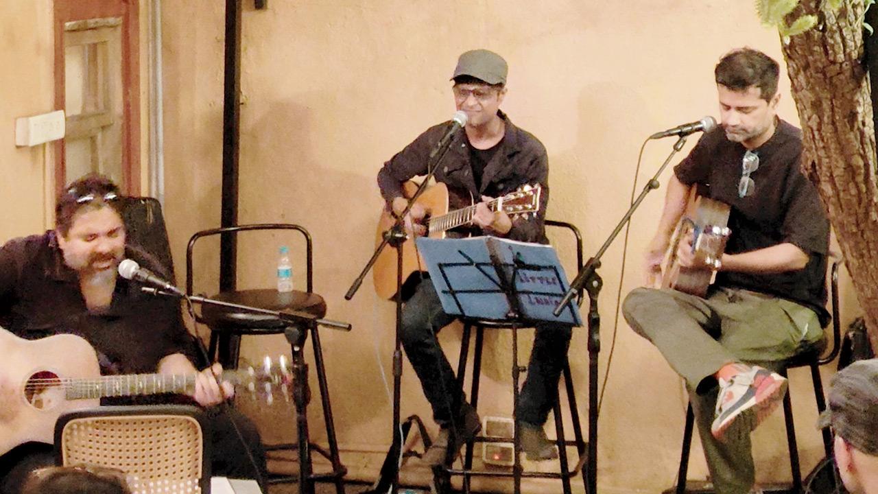(From left) Pushan Kripalani, Arijit Datta, and Neel Adhikari at the gig. Pic Courtesy/Bhagi R