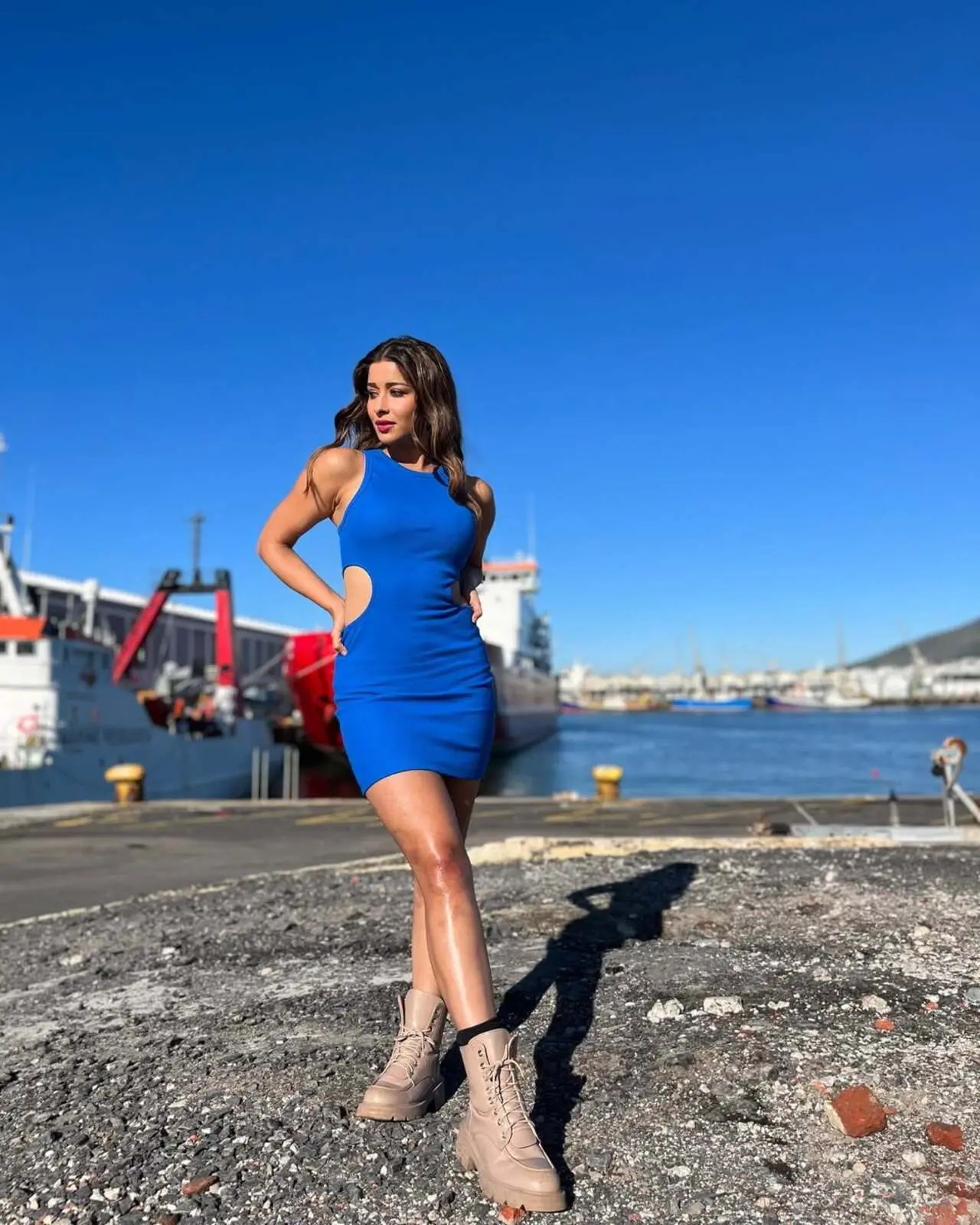 Wanting to go out on a lunch date with your girl gang and worried about what to wear? Then we have you covered, as Nyrraa's blue dress can be your perfect match