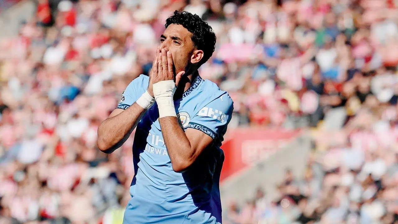 Man City held to goalless draw by Southampton