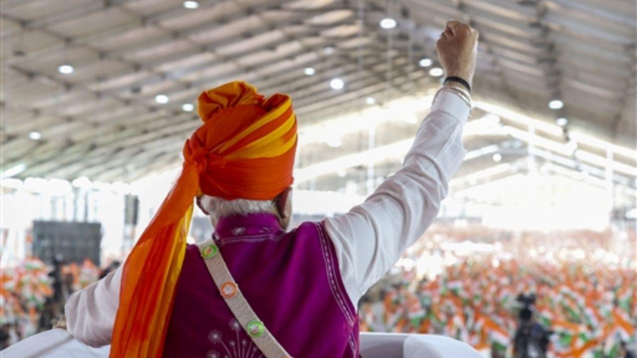 Modi addressed a public gathering near Dahod town, a tribal-dominated region in Gujarat. Highlighting years of neglect in the area, he emphasized that both the BJP government at the Centre and in Gujarat have worked consistently to ensure development reaches the local population
