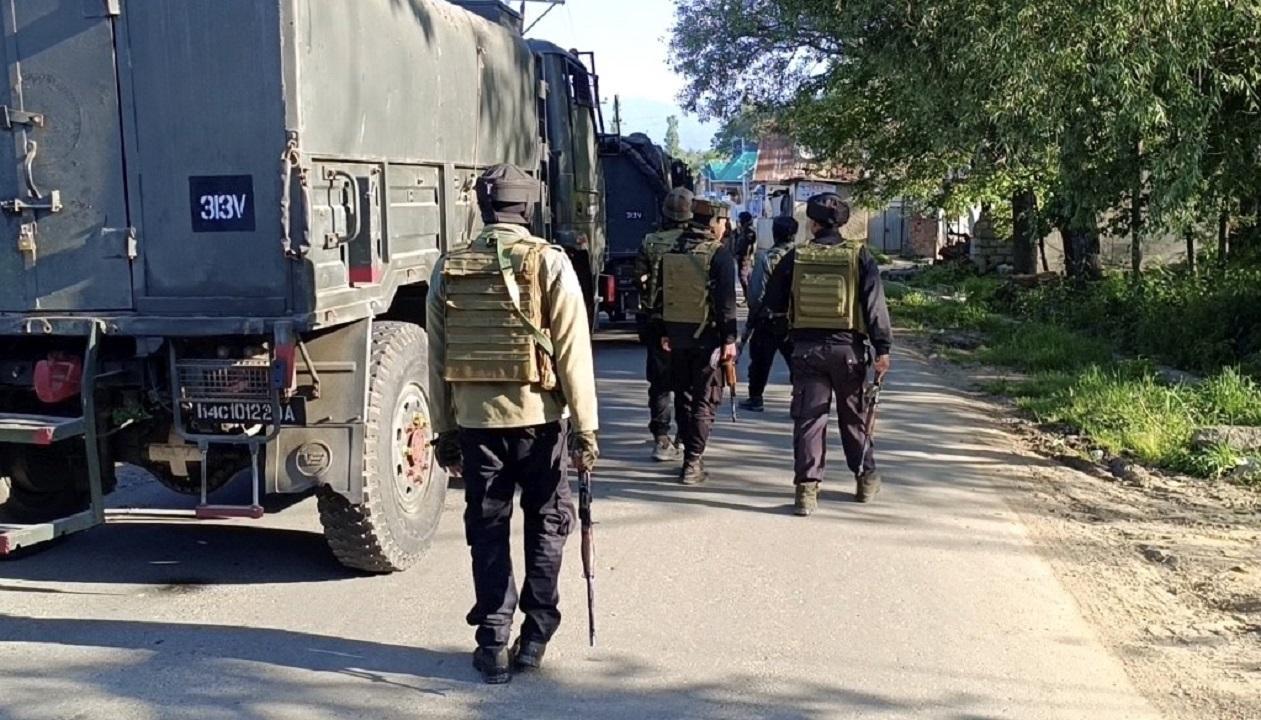 Encounter breaks out between security forces and terrorists in Awantipora