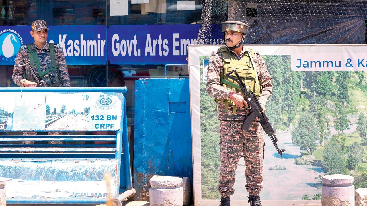 India-Pak must ‘de-escalate’ tensions: US official after talks