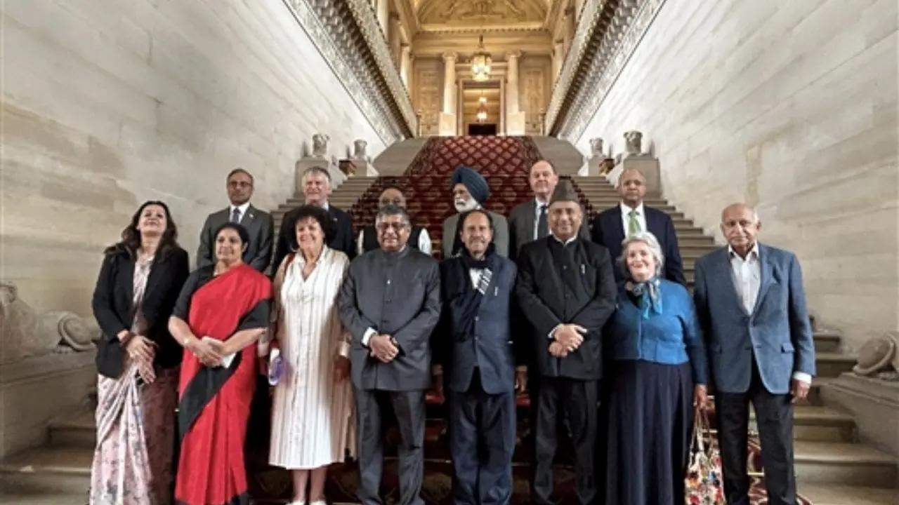 The delegation also held discussions with members of the Committee on Foreign Affairs and Defence. During the meetings, the India-France Friendship Group reiterated their strong support for India’s efforts in combating terrorism