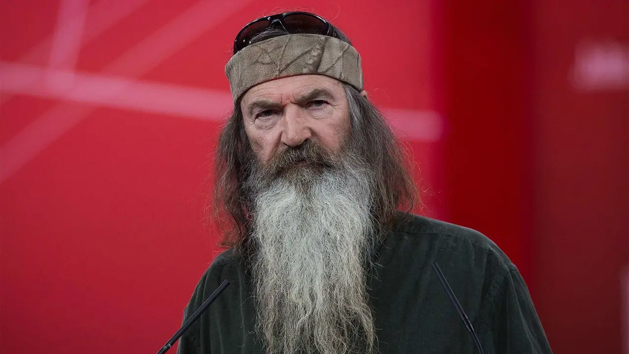 Phil Robertson, aka Duck Commander, dies at 79