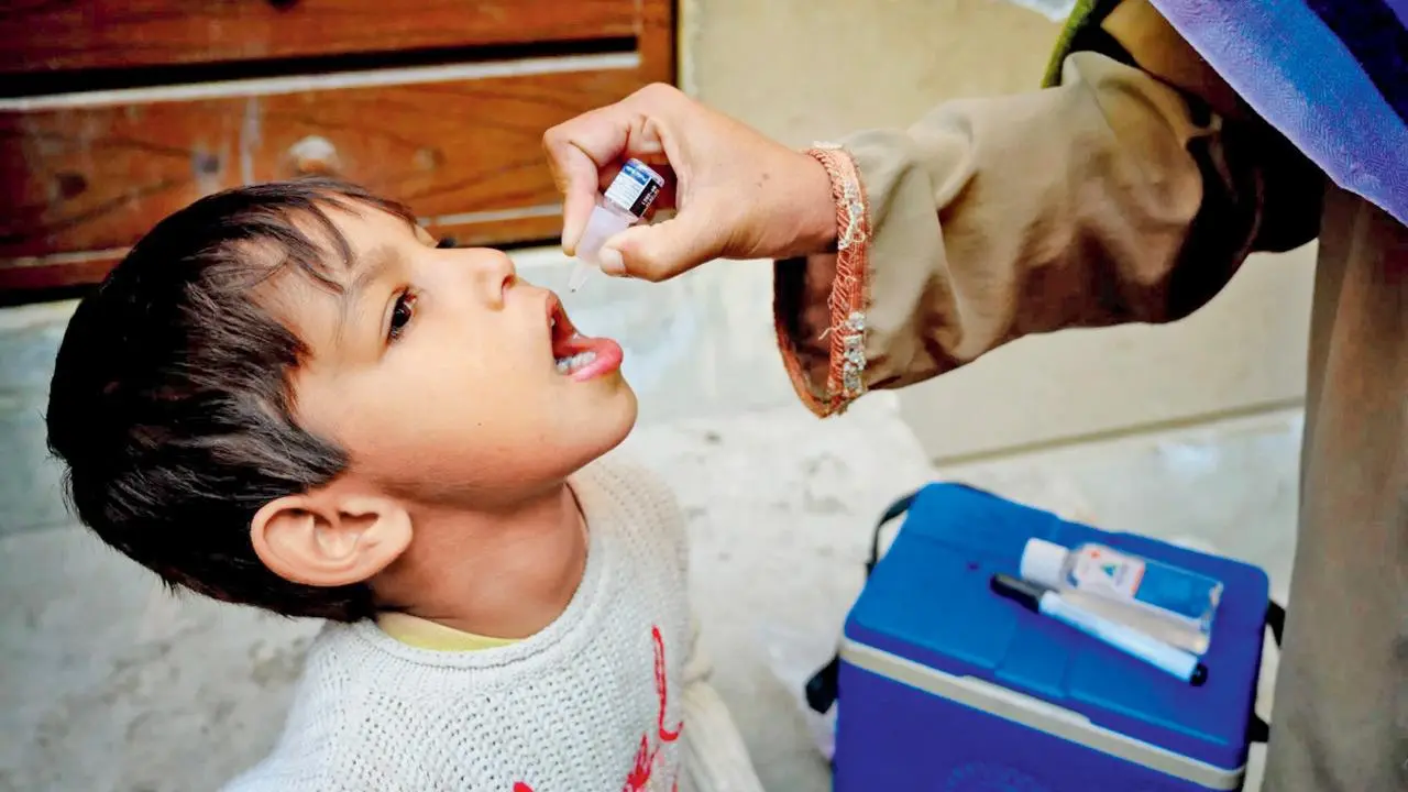 Poliovirus detected in sewage of 18 Pak districts