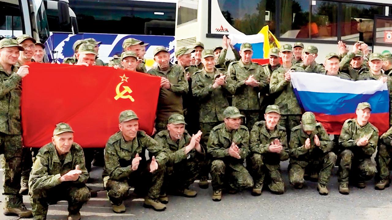 Russia and Ukraine exchange 614 prisoners amid heavy drone and missile attacks