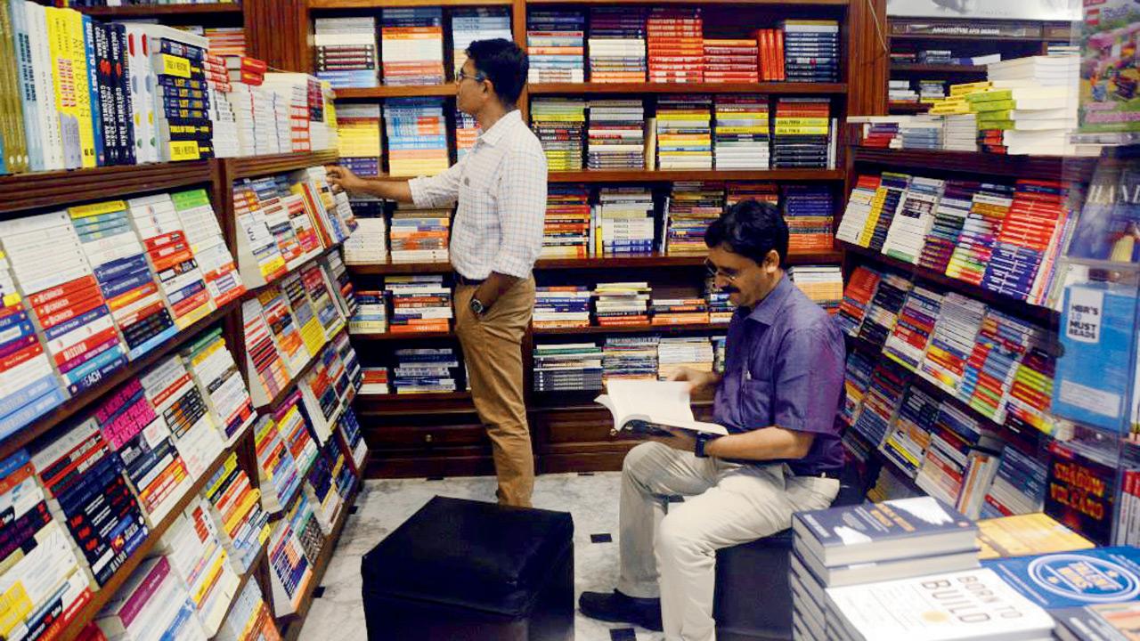 Readers at Kitabkhana. File Pic