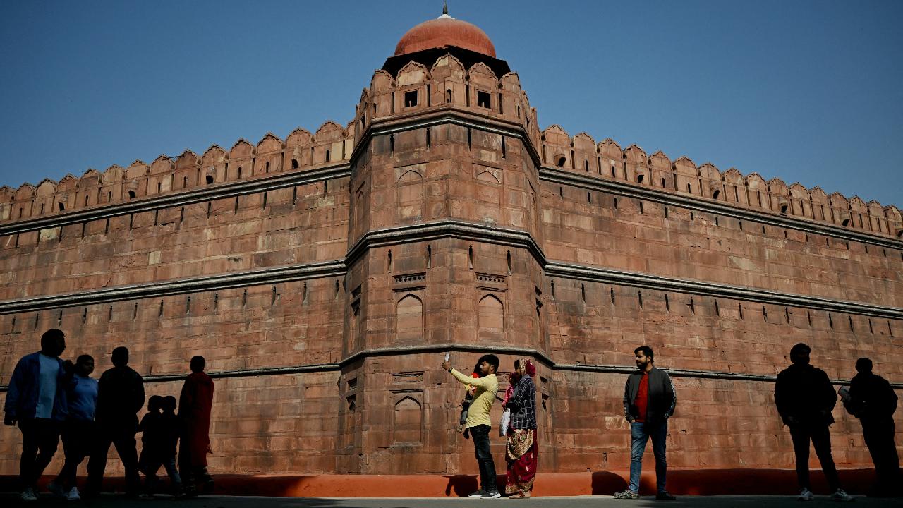 The Red Fort also houses the Red Fort Archaeological Museum at the Mumtaz Mahal, which is located in the fort. Beyond the history of the fort, every year, the Prime Minister of India hoists the Indian flag at the main gate