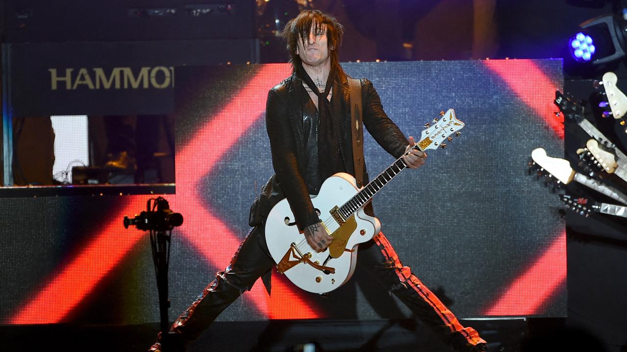 Richard Fortus Being one of the other longest-serving members of the band since 2002, along with Axl Rose, fans will be looking forward to Fortus playing the rhythm guitar as well as the occasional lead guitar, and recorded music with the band for the 2008 album 'Chinese Democracy'