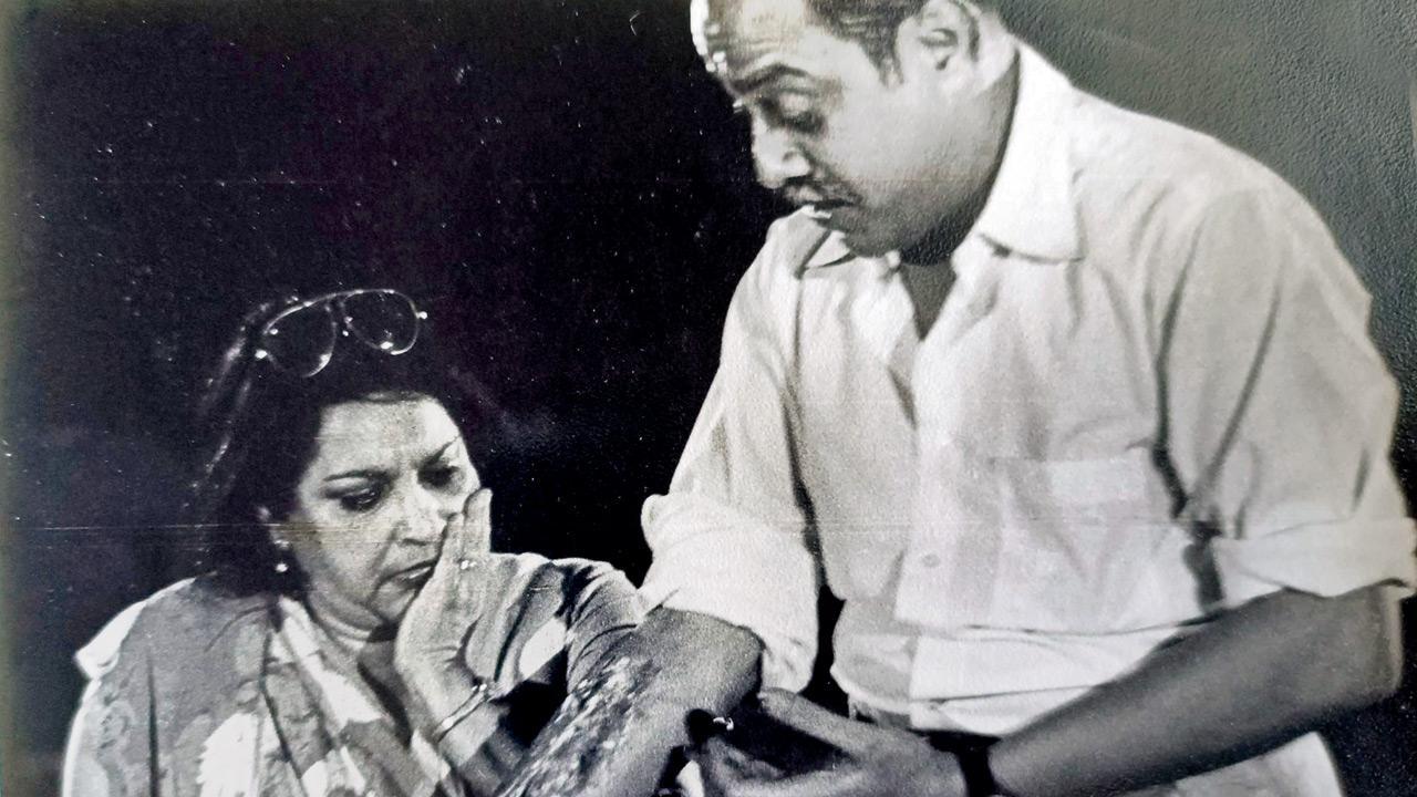 Attend the reading of Gieve Patel's plays at this gallery in Fort