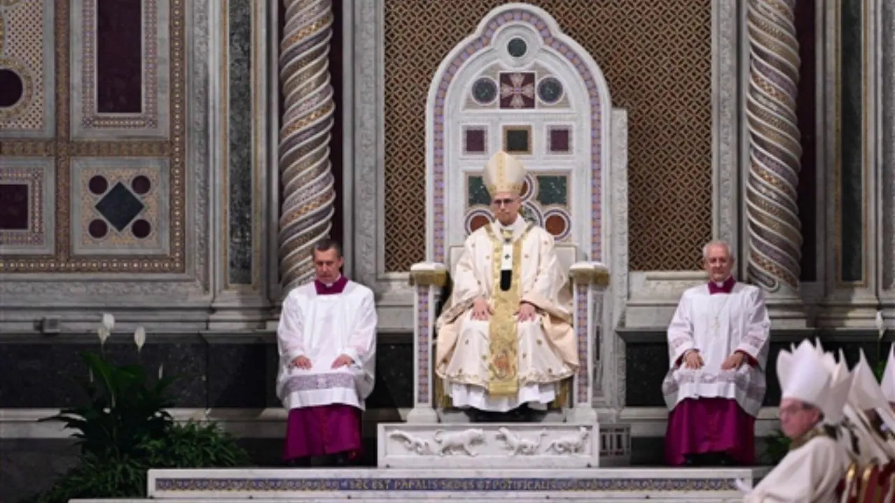 IN PHOTOS: Pope Leo XIV prays for Chinese Catholics