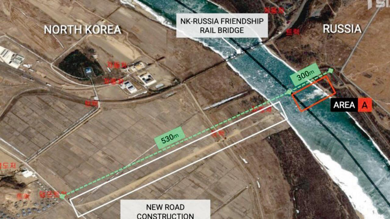 North Korea, Russia begin building first road link