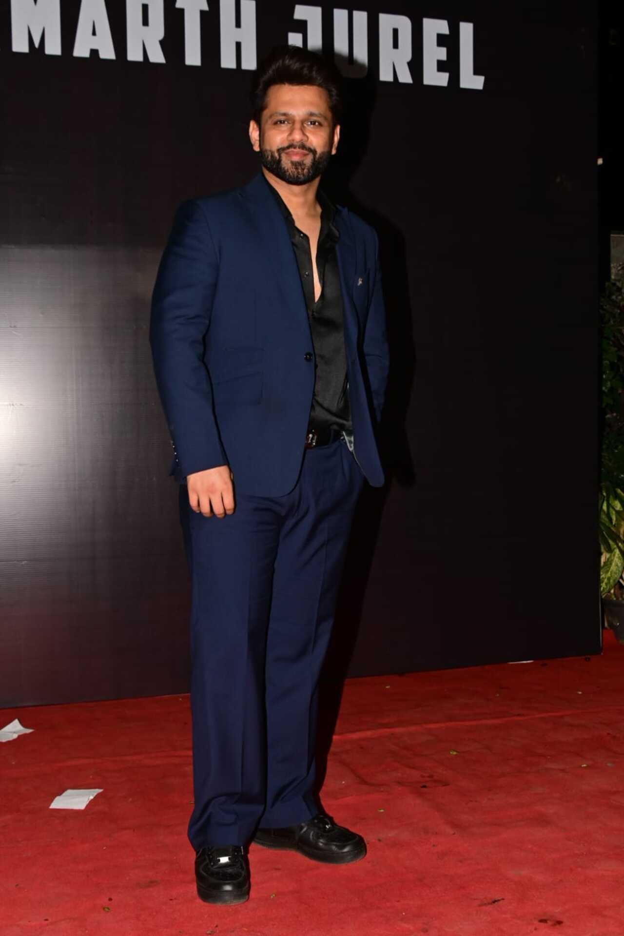 Rahul Vaidya looked smart as he opted for a blue formal suit paired with a black shirt as he arrived at Samarth Jurel's grand birthday bash. Rahul is currently seen on the reality show Laughter Chefs