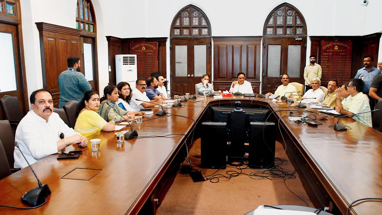 Municipal Commissioner Bhushan Gagrani and the BJP delegation at the BMC headquarters on May 28. Pic/X/@ShelarAshish 
