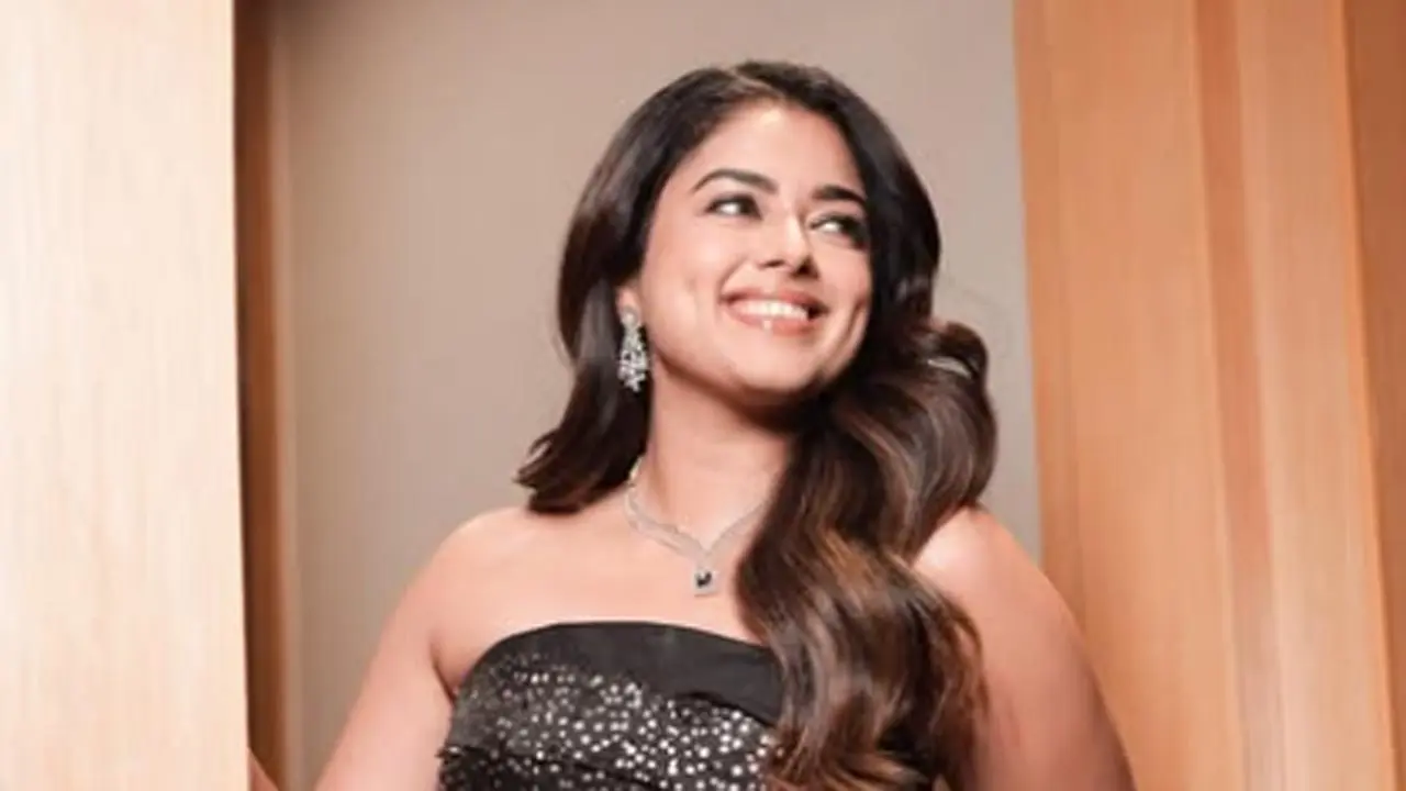 Kapkapiii star Siddhi Idnani on sharing screen with Tusshar and Shreyas 