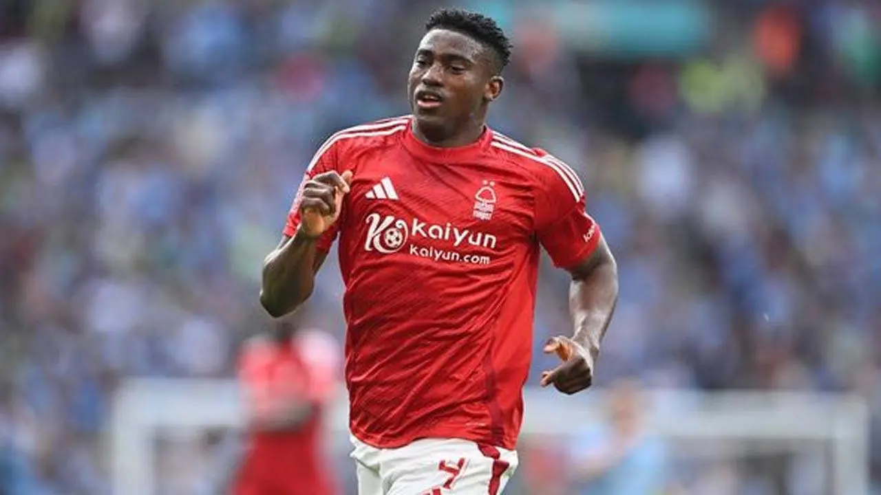 Forest’s Awoniyi in induced coma after injury