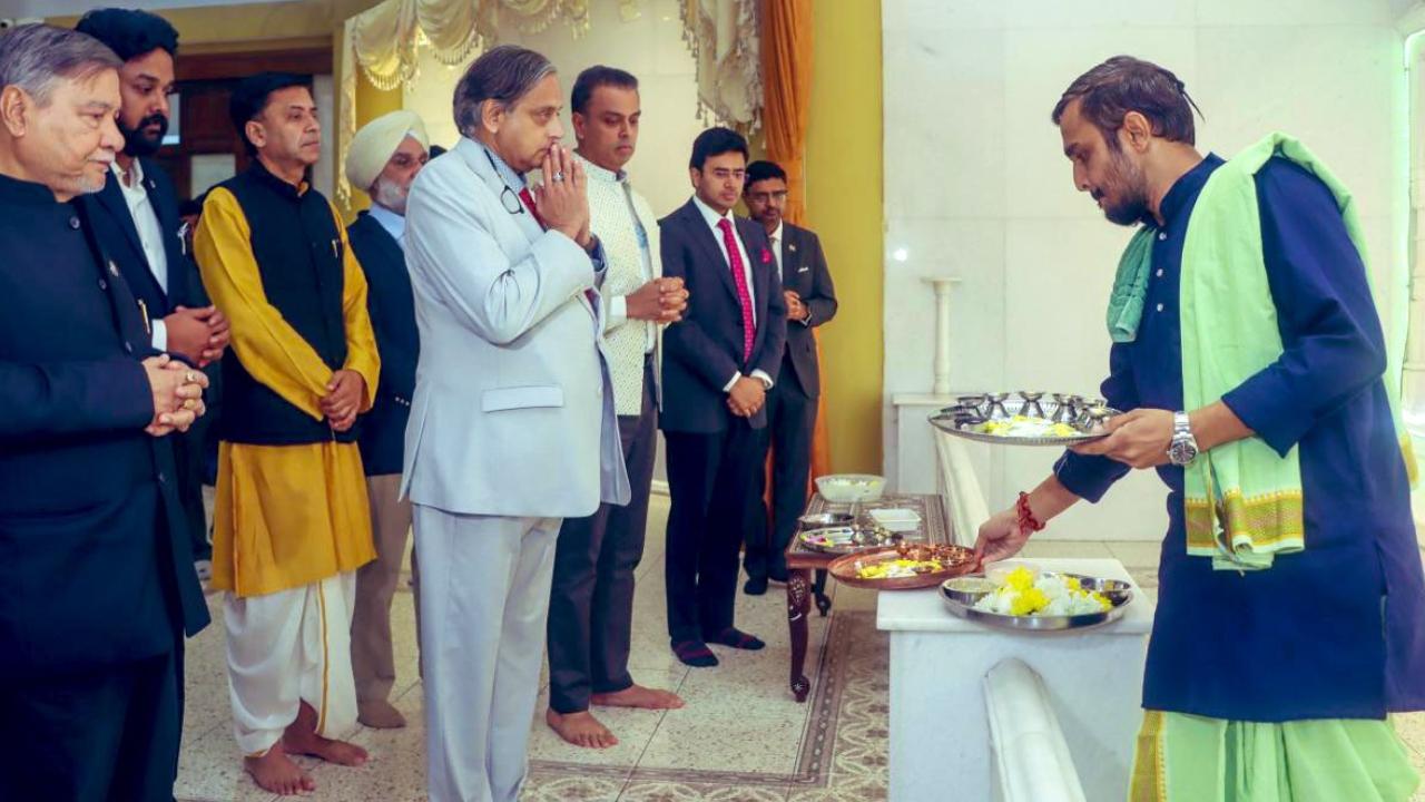 Additionally, Shashi Tharoor said that the Foreign Minister was very receptive and open-hearted in India's fight against terrorism. Tharoor also highlighted that a number of topics regarding India's collaboration with Panama, particularly in fields of technology, education, and pharmaceuticals, were also discussed