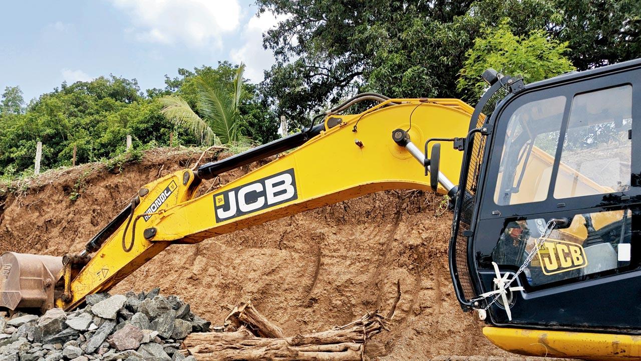 Illegal dumping allegedly taking place along the rive bank. Pics/By Special Arrangement