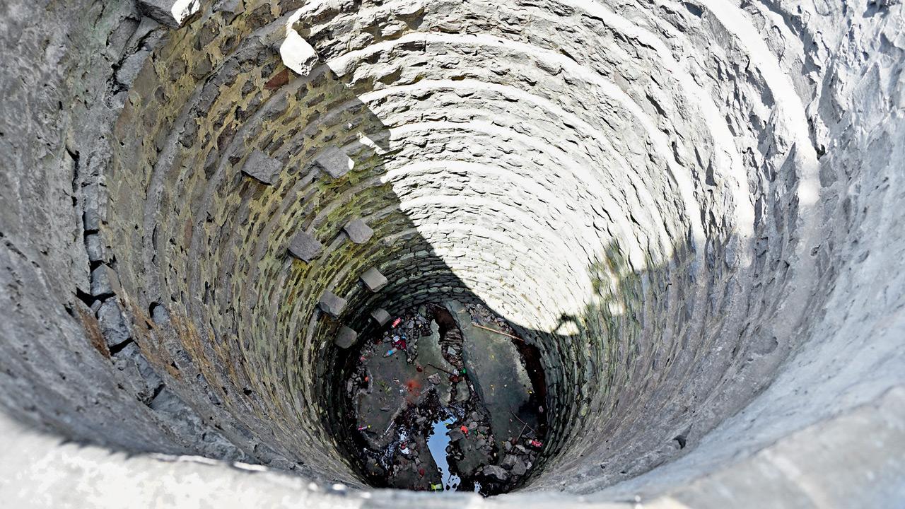 One of the well that has completely dried up with no water for the Adivasi