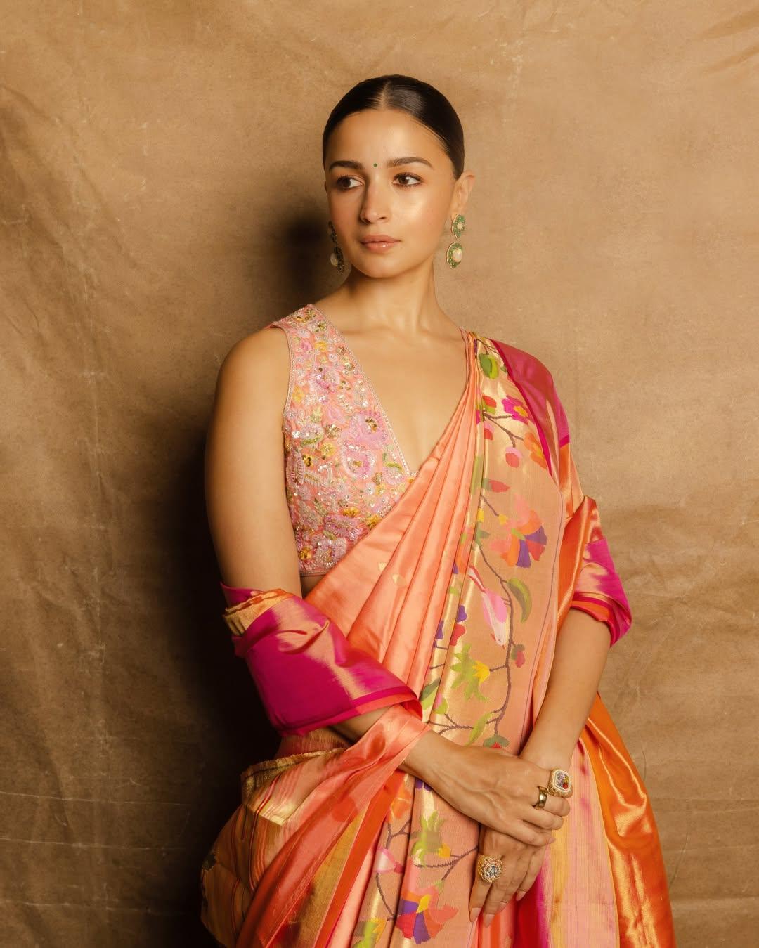 Alia Bhatt was among the first to reach the convention centre today. The actress took to her social media account and shared a series of glamorous pictures to show her look for WAVES 2025