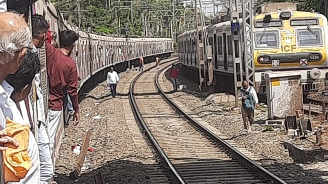 Suburban services on WR affected after train skips halt at Charni Road station