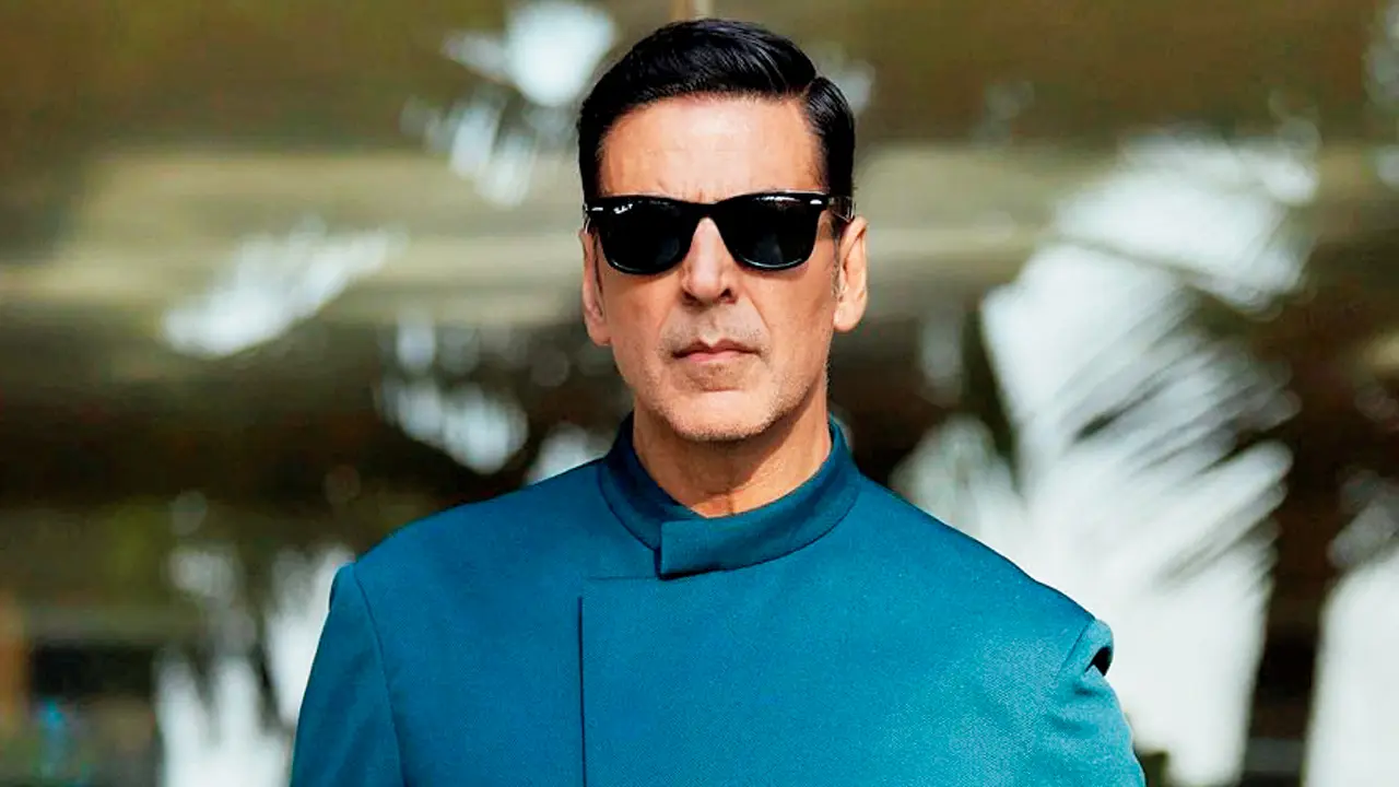 Priyadarshan claims Akshay Kumar bought Hera Pheri rights for Rs 10 crore