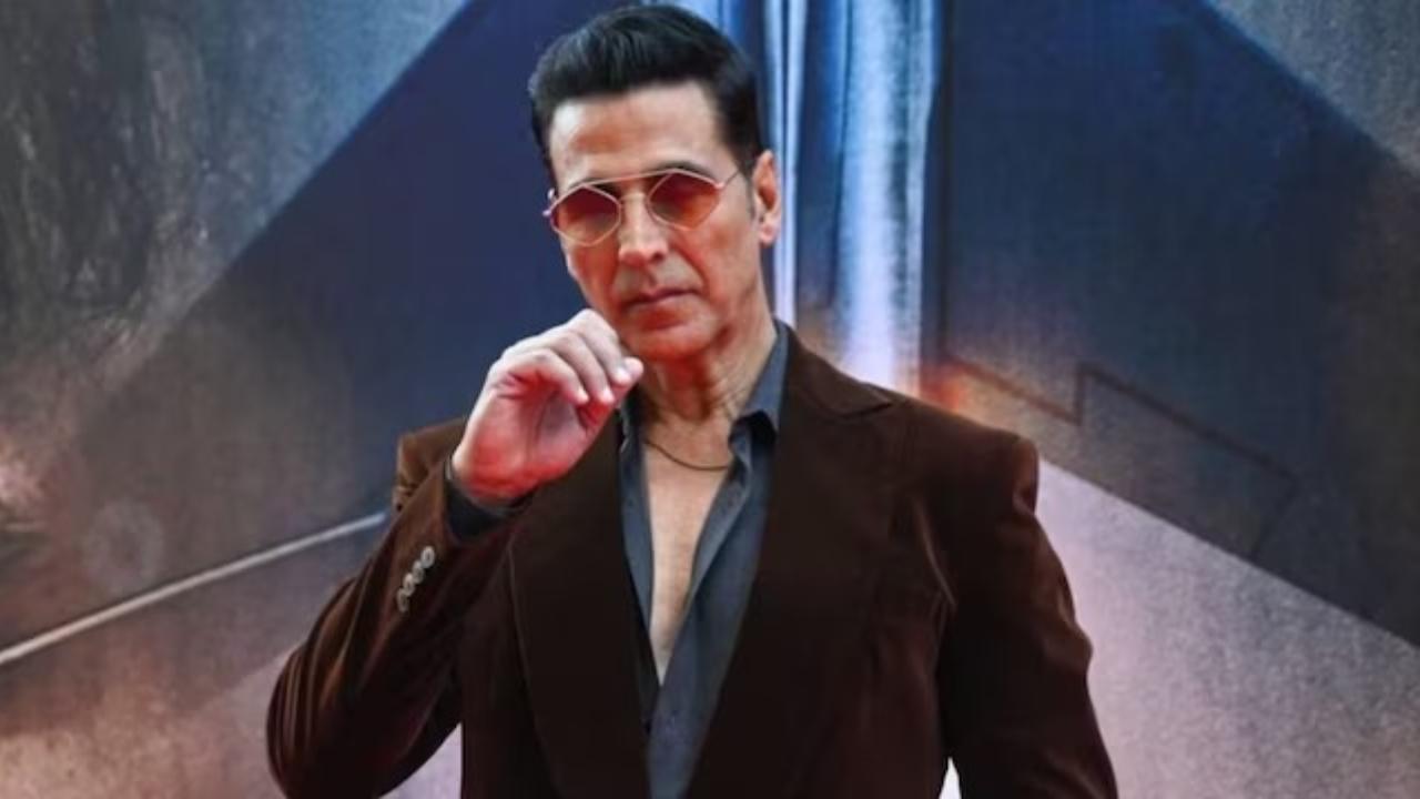 'Don't call Paresh foolish': Akshay Kumar schools journalist as he addresses Hera Pheri 3 controversy