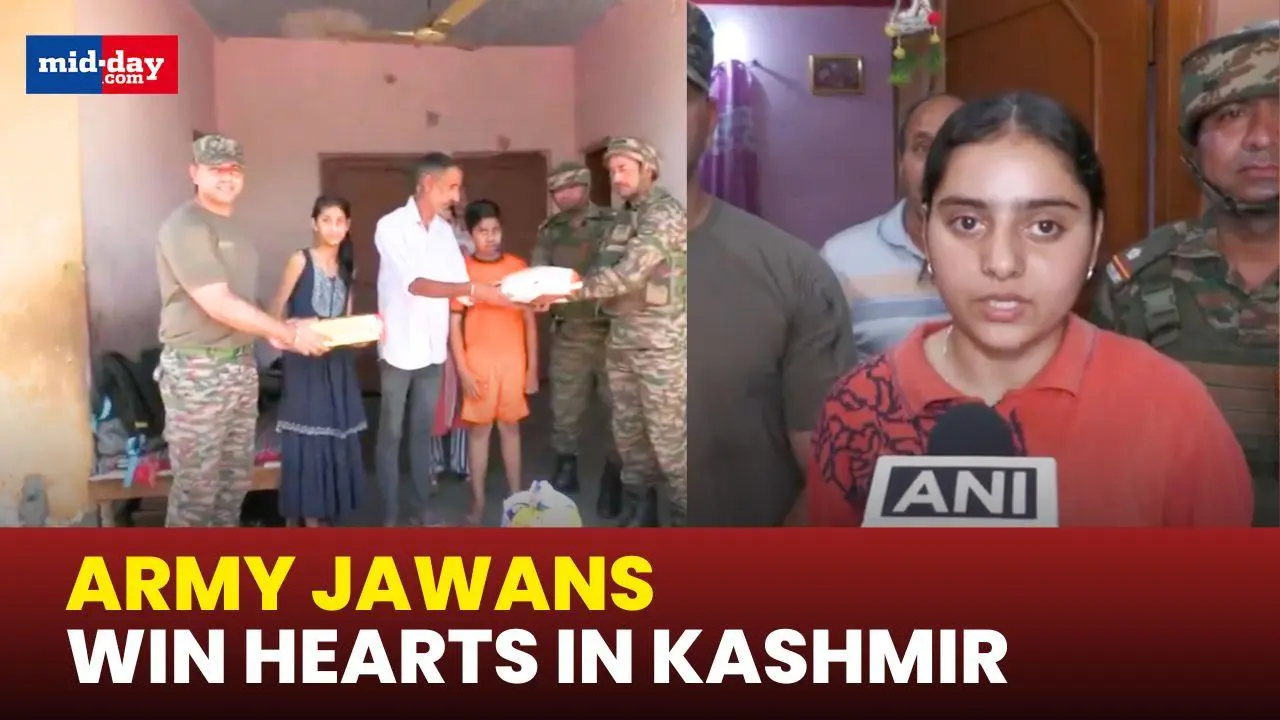 J&K: Indian Army jawans go door-to-door with ration in shelling-affected areas