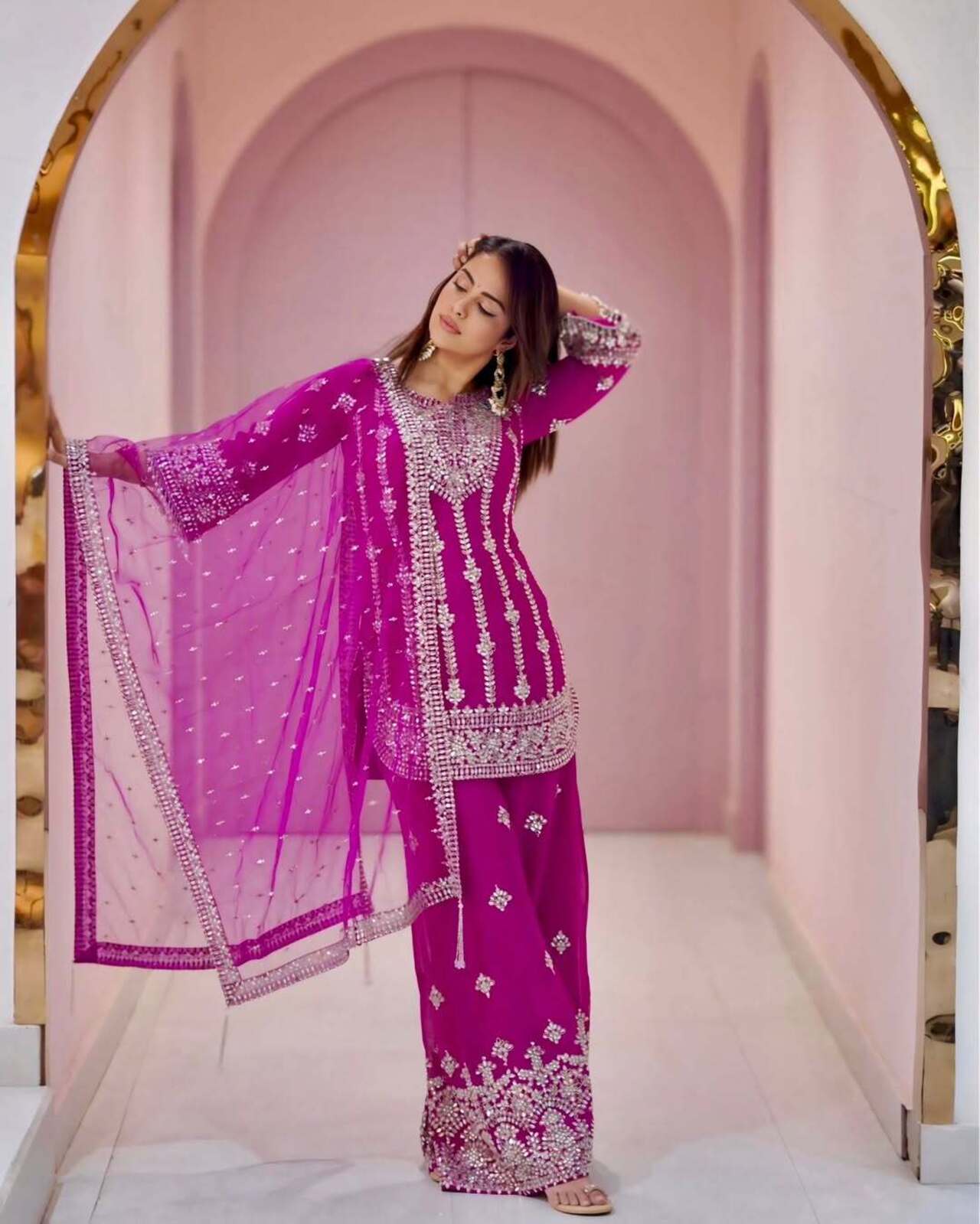 Want a little bling? Worry not—Avika Gor’s look here is surely a perfect pick for you. In this look, the actress wore a heavily embroidered kurta paired with a matching sharara