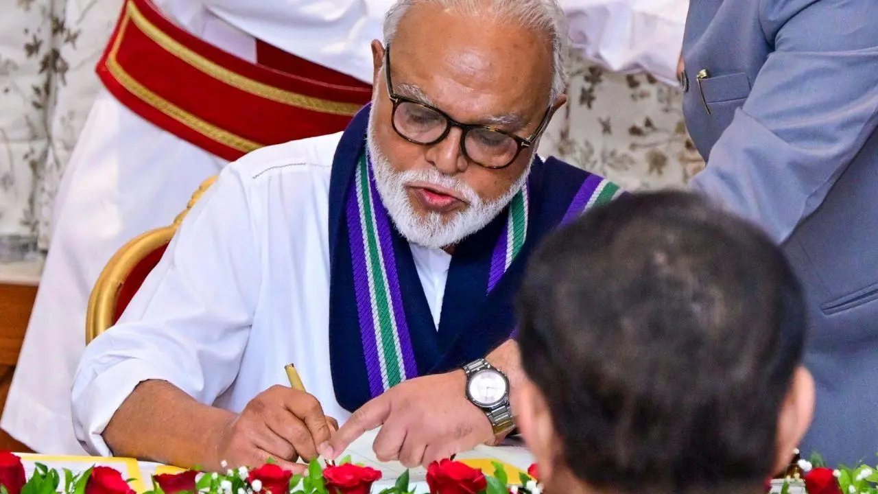 IN PHOTOS: NCP leader Chhagan Bhujbal sworn in as Maharashtra cabinet minister