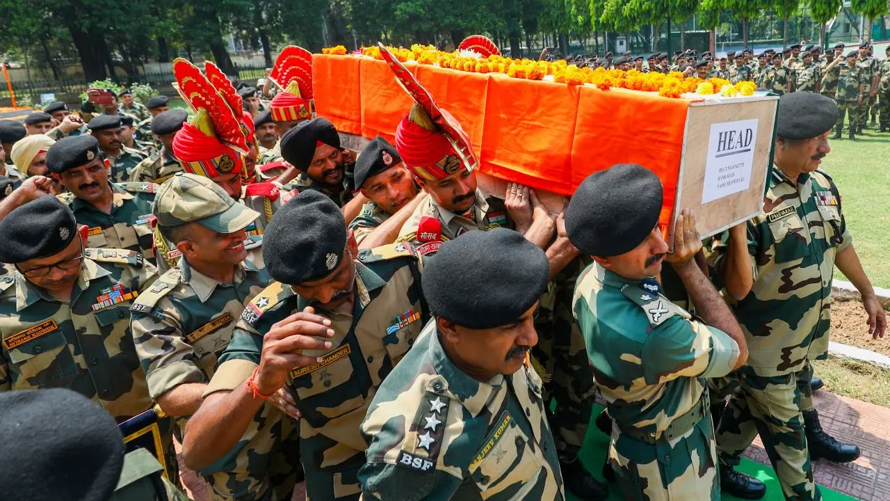 Sub-Inspector Imteyaz, a resident of Bihar, lost his life and seven of his colleagues were injured when a mortar shell from Pakistan exploded near their post along the International Border in R S Pura sector on Saturday